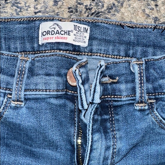 Girls 10 slim jeans - 6 pair - Picture 7 of 14